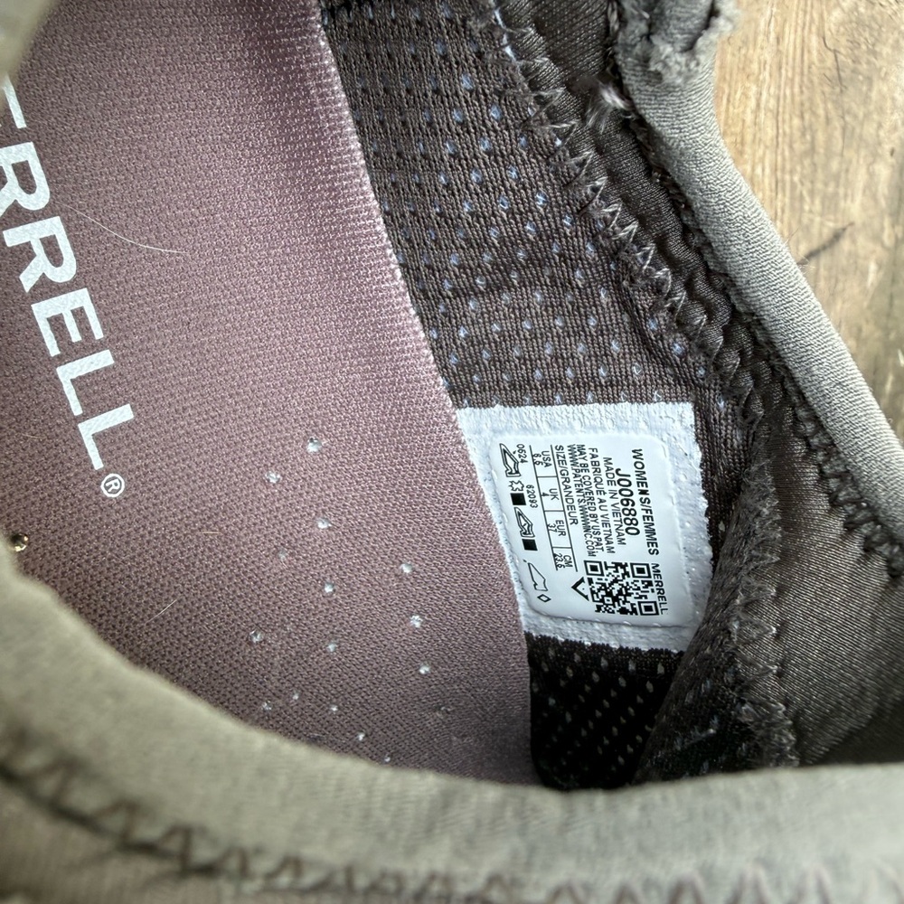 Merrell Shoes - Picture 5 of 5